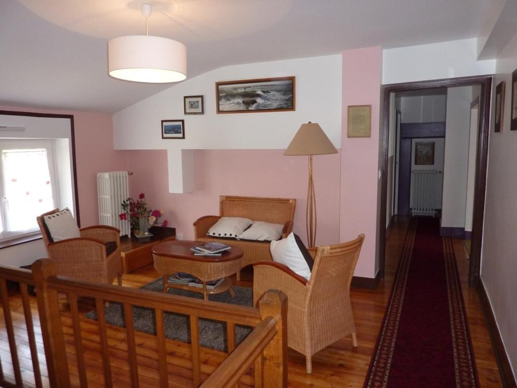 Chambres D'Hotes La Corne Aux Vaches Fretigney-et-Velloreille Luaran gambar