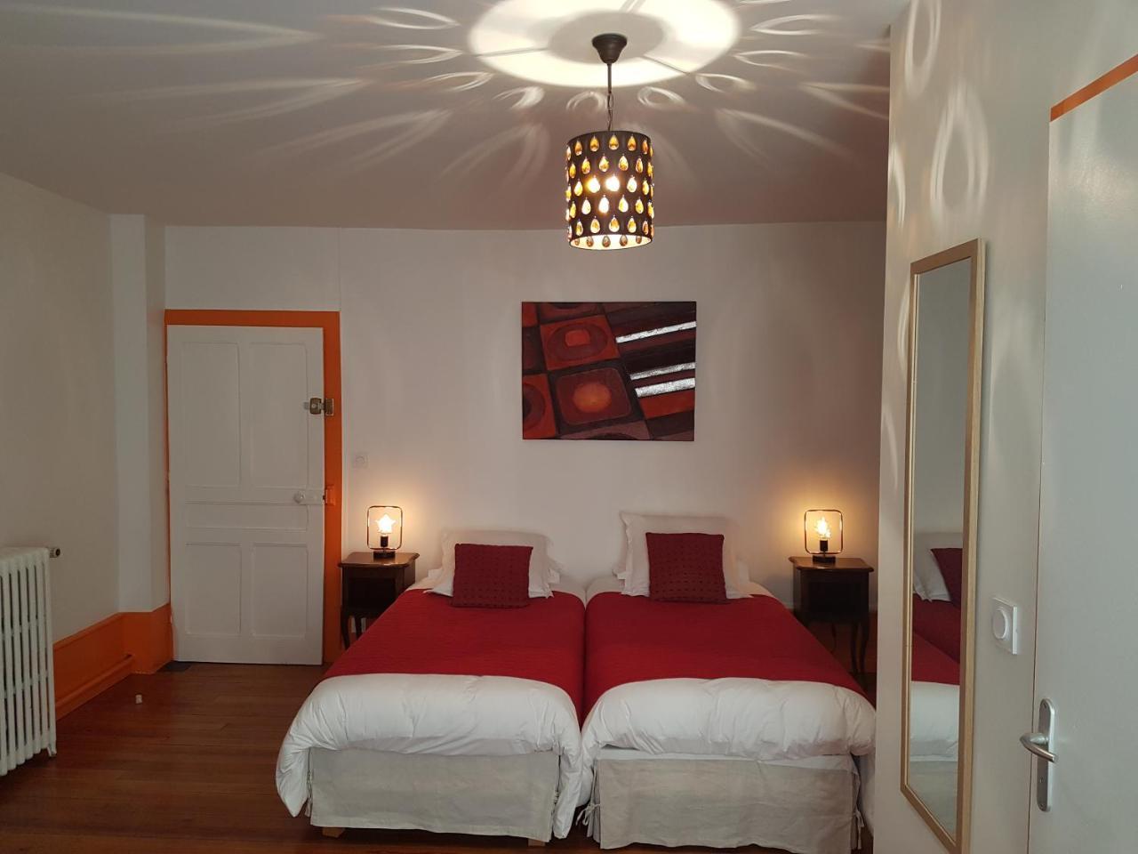 Chambres D'Hotes La Corne Aux Vaches Fretigney-et-Velloreille Luaran gambar